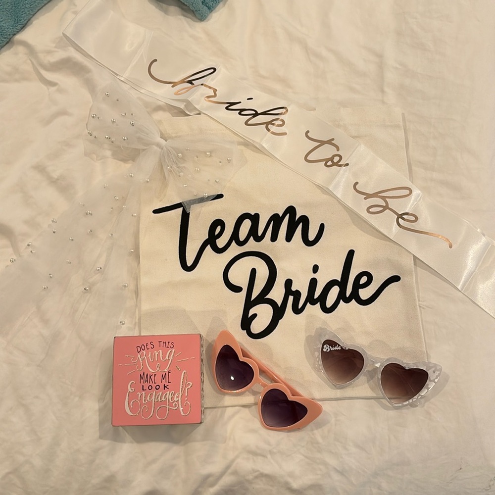 Bride Accessories